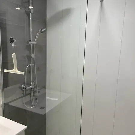 Pornic1 Flat Near Garden Golf Pool 1 Bedroom