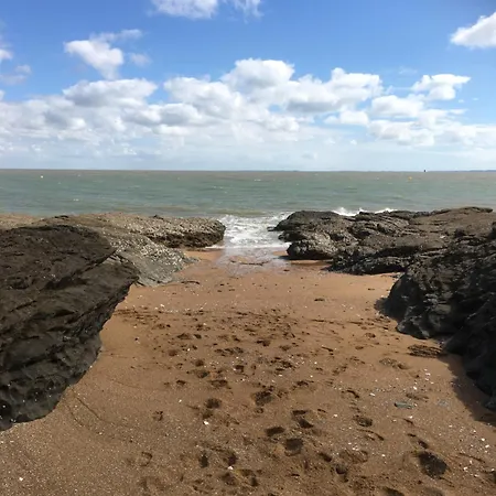 Pornic1 Flat Near Garden Golf Pool 1 Bedroom شقة